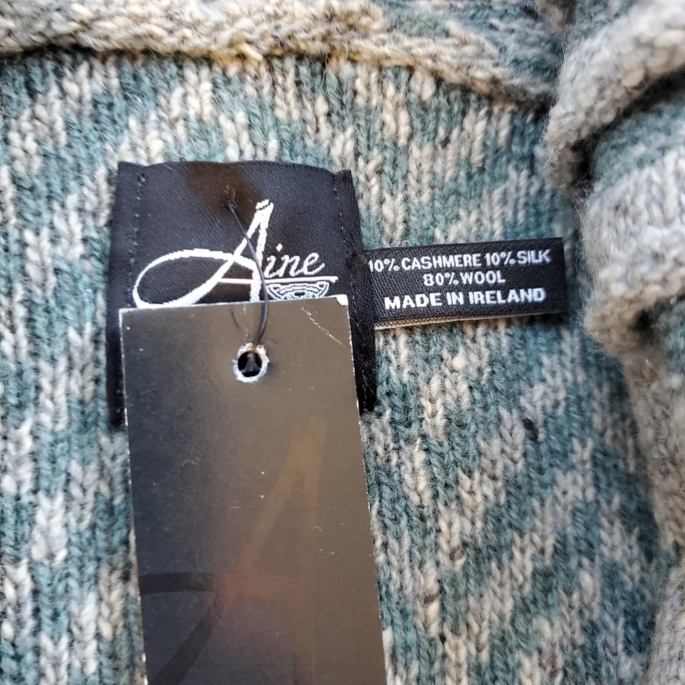 Aine Cashmere/Wool Sweater - Picture 3 of 5